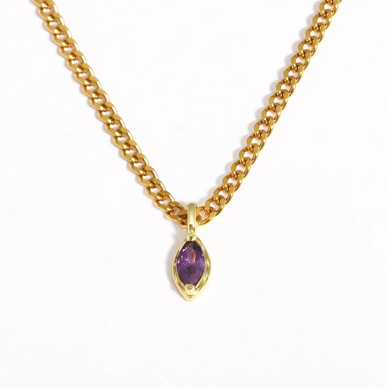 Bisous Necklace