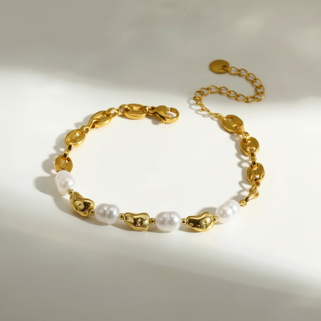 Aura Pearl Bracelet