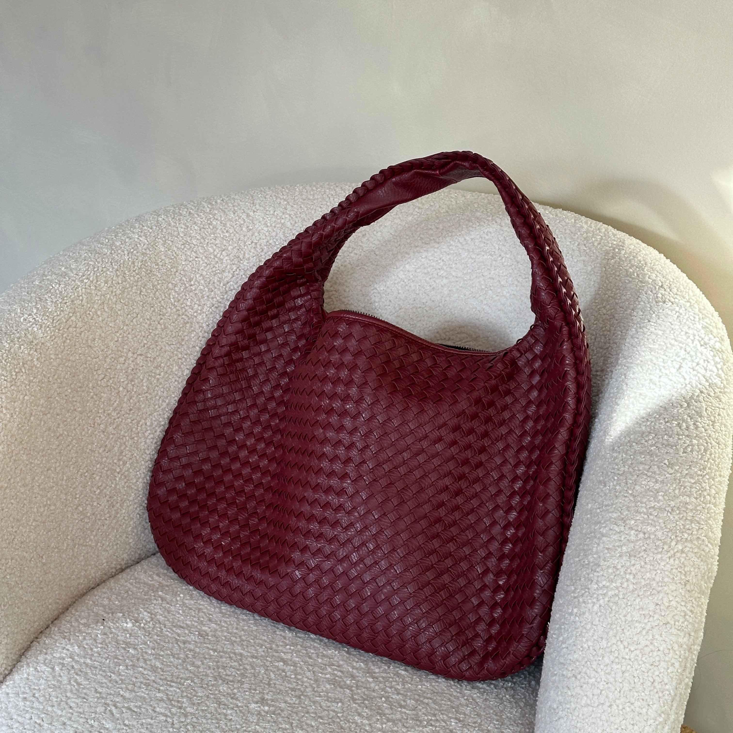 bottega, wine red