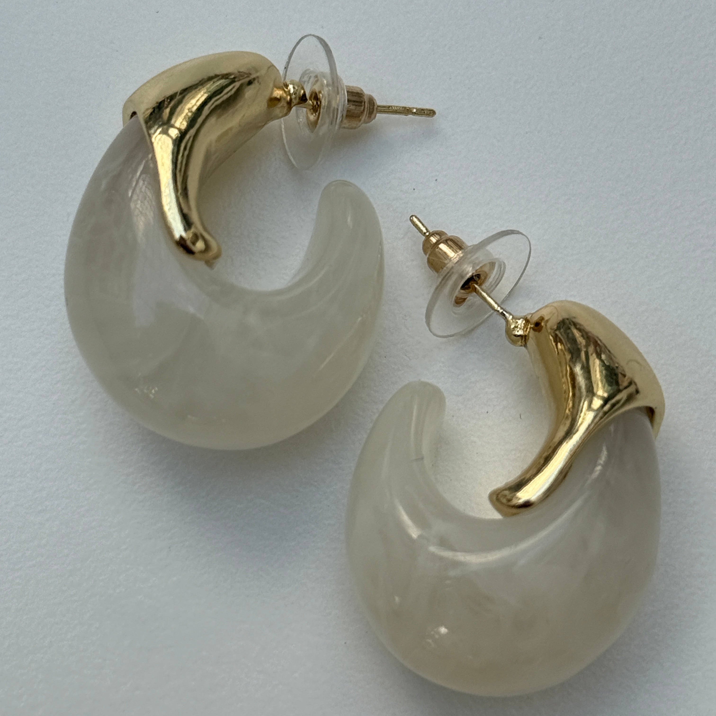 Jelly curve earring