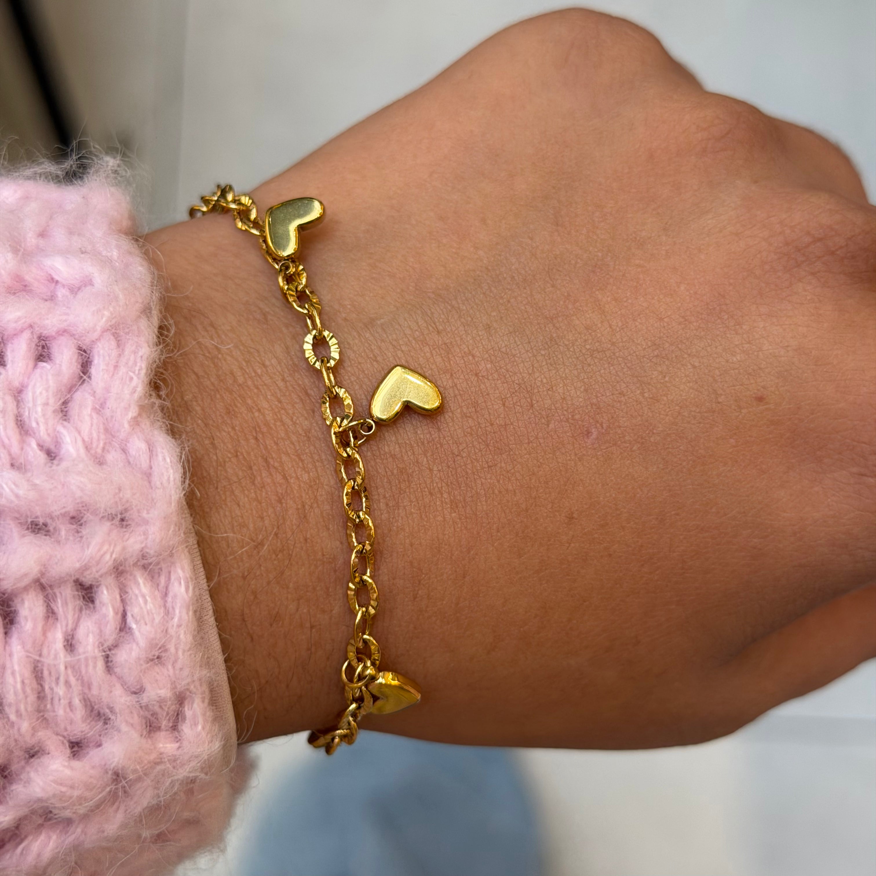 Dainty Heart Bracelet